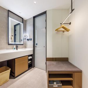 Elegant Double Room No Window